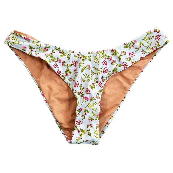 NWT! J.Crew Re-Imagined Curved-Waist Cheeky Bikini Bottom Cloud Meadow - Picture 2 of 7